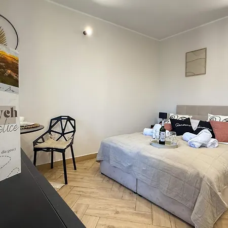 Апартаменты Cztery Katy W Rynku By Libertarent Валбжих