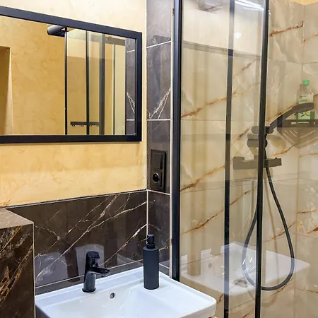 Апартаменты Cztery Katy W Rynku By Libertarent *